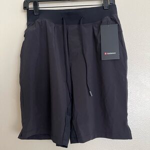 Lululemon men shorts